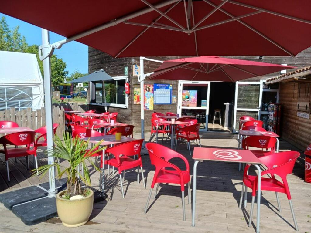 Avrillé Mobil-Home Le Petit Paradis Vendeen Camping 3 Etoiles 7Km Des Plages מראה חיצוני תמונה