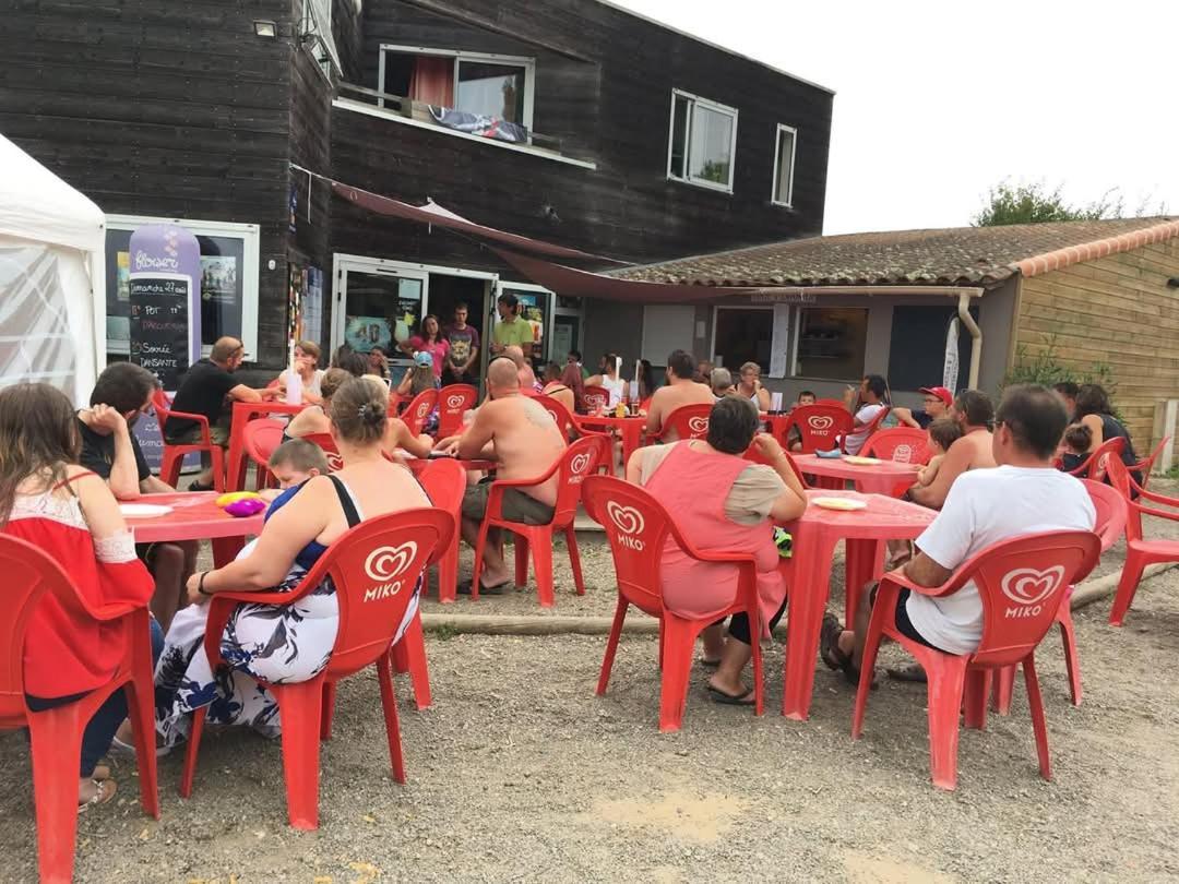 Avrillé Mobil-Home Le Petit Paradis Vendeen Camping 3 Etoiles 7Km Des Plages מראה חיצוני תמונה